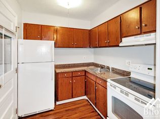 301 Oaklawn Ave APT 306, Cranston, RI 02920