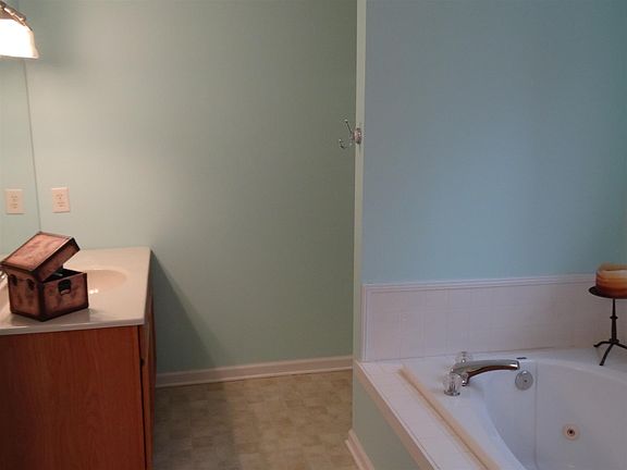 4th image of 1177 Jason Cir