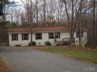 135 Neighbors Dr, Amherst, VA 24521