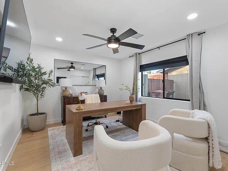 8614 E Highland Ave — Photo 36
