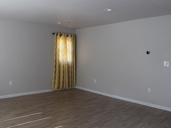 Open living room! Nice floors Right!!