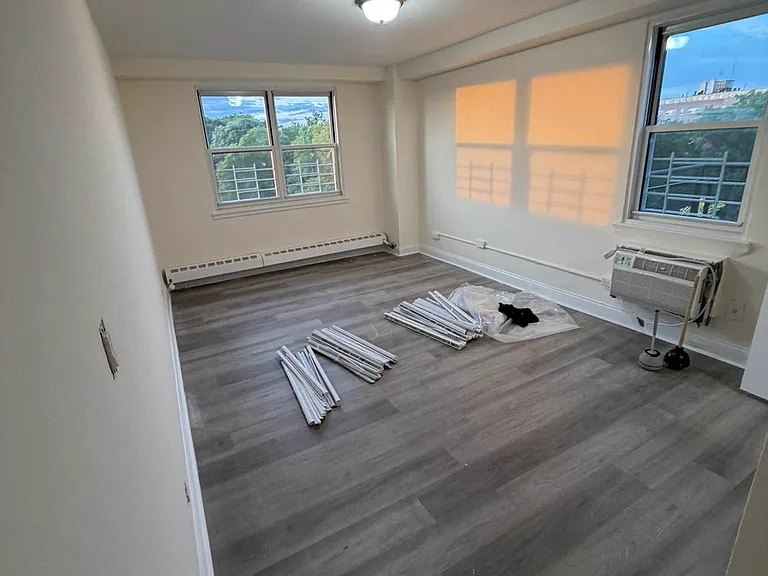 16420 Highland Ave #9M — Photo 10