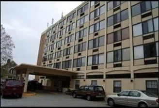 1700 W Clinch Ave — Photo 3