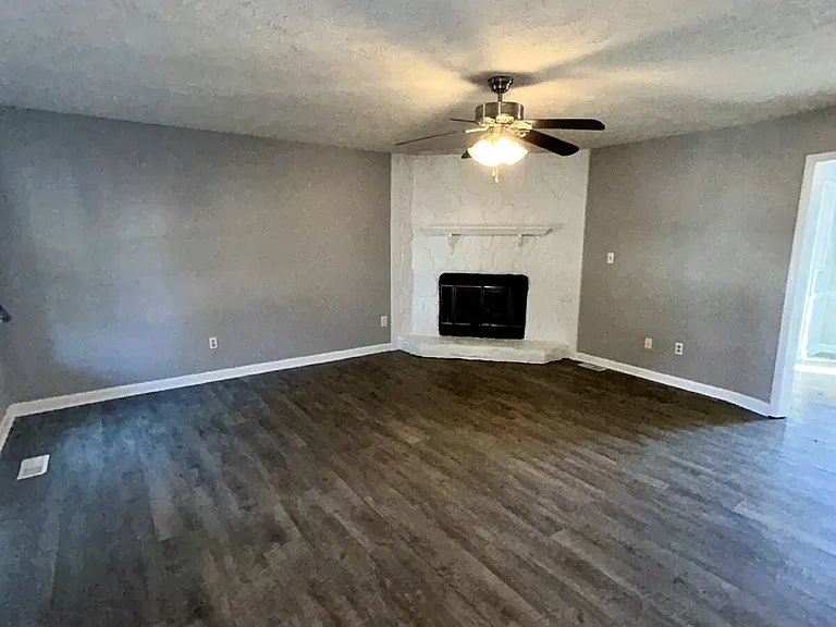 715 Prestige Blvd — Photo 13
