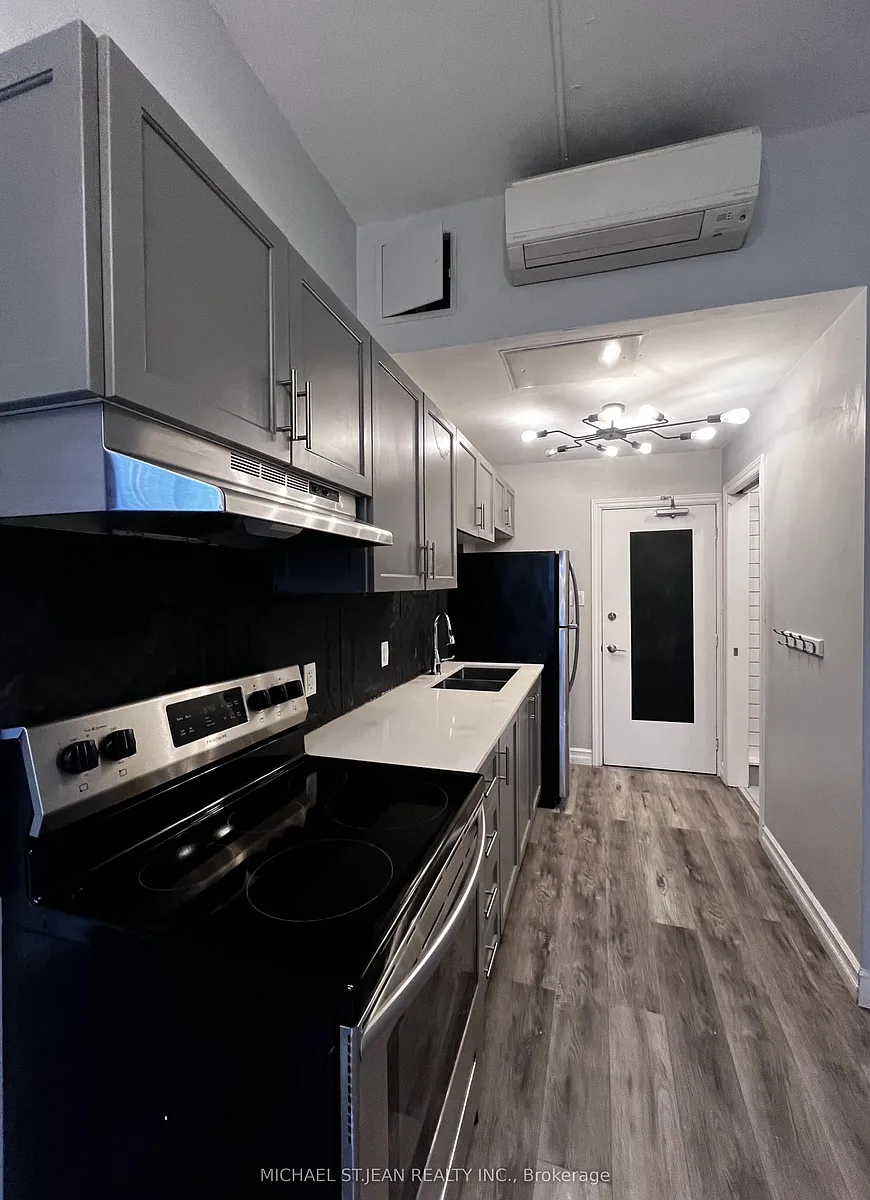 Building Photo - 295 James St N #1