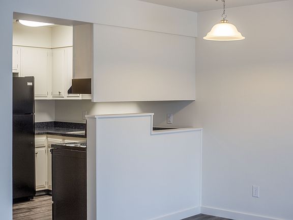 3rd image of 111 W Park St #34deaa34e