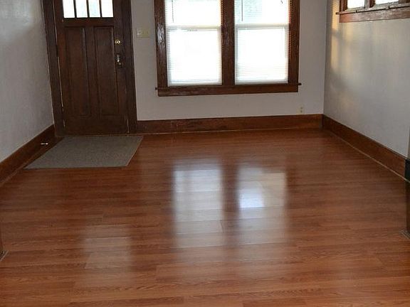 3rd image of 1428 W 29th St
