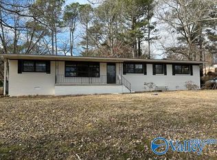 3236 Sunrise Dr, Guntersville, AL 35976