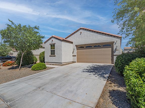 4th image of 1074 W LOWELL Drive