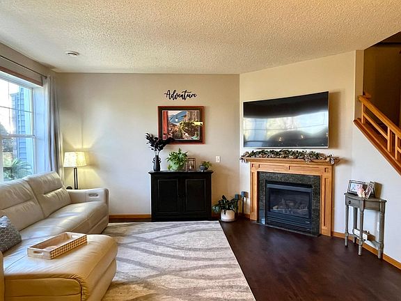 5th image of 3424 Cherry Ln Unit B