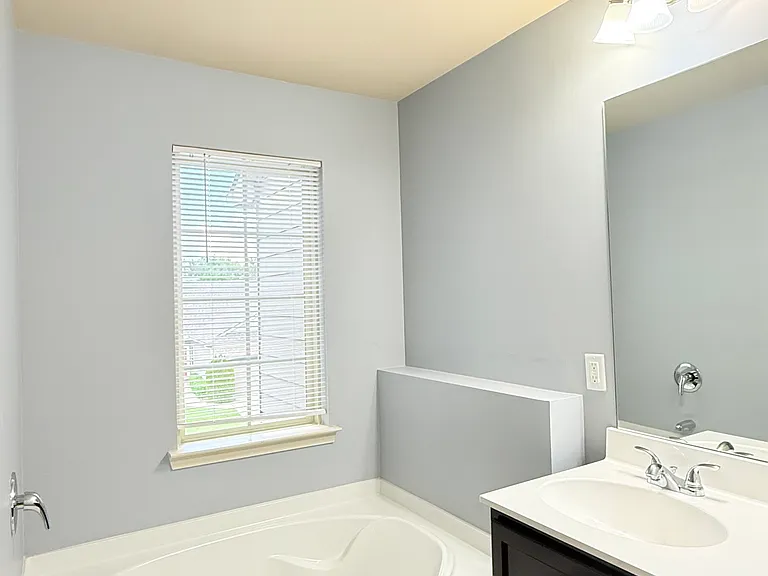 2333 Chancery Mill Ln — Photo 33