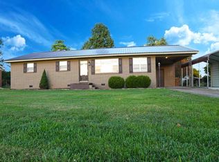 726 Natchez Trace Dr, Lexington, TN 38351