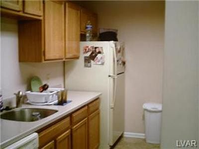 5th image of 1922 Delancey St