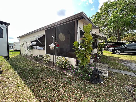 3rd image of 10714 Maurice Creek Dr