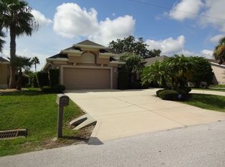 7 Cherokee Ct W, Palm Coast, FL 32137