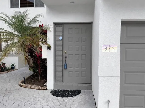 972 NW 92nd Ter, Fort Lauderdale, FL 33324