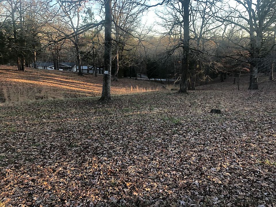 2nd image of 296-297 Russwood Dr