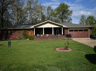 2030 Schweitzer Dr, Poplar Bluff, MO 63901