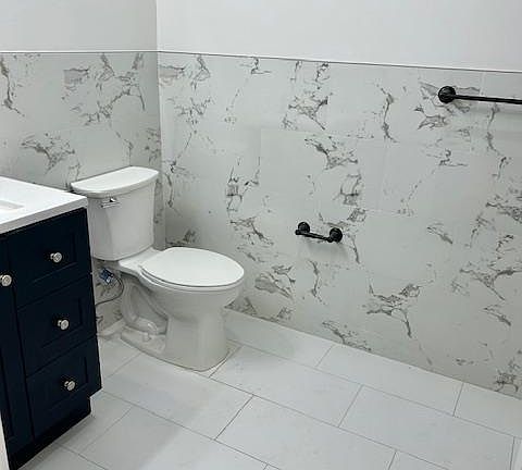 5th image of 785 Newark Ave Floor 2