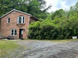 21450 Governor G C Peery Hwy, Tazewell, VA 24651