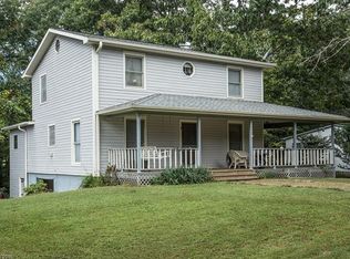 68 Brundy Ave, Brevard, NC 28712