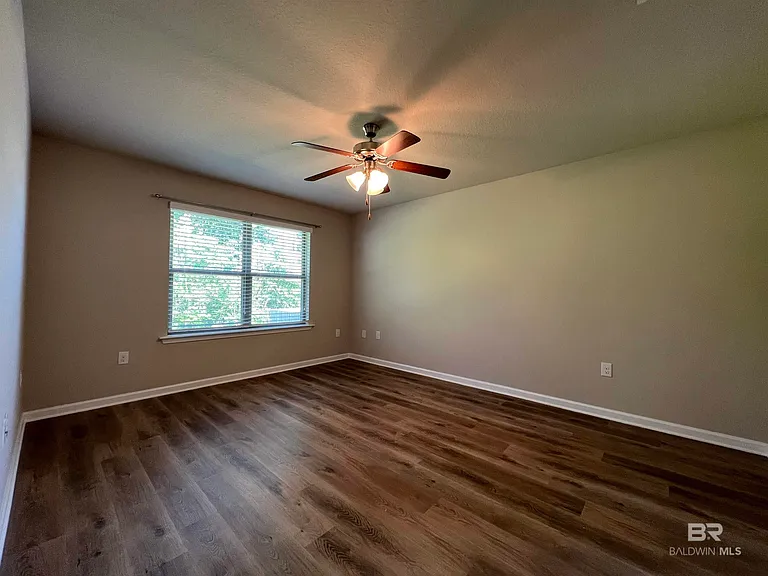 10286 Shetland Dr — Photo 11