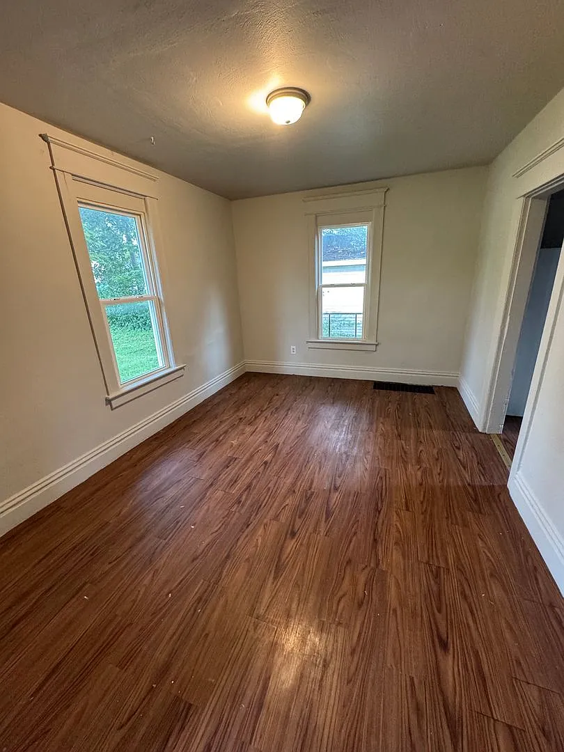 1150 Kinnaird Ave — Photo 3
