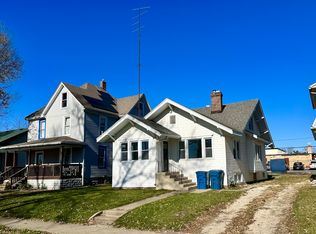 1185 E Merchant St, Kankakee, IL 60901