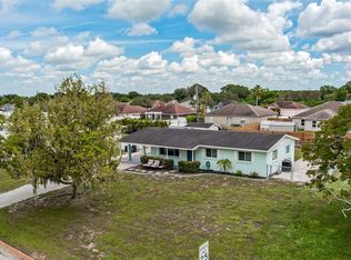 5806 32nd Avenue Dr E, Palmetto, FL 34221