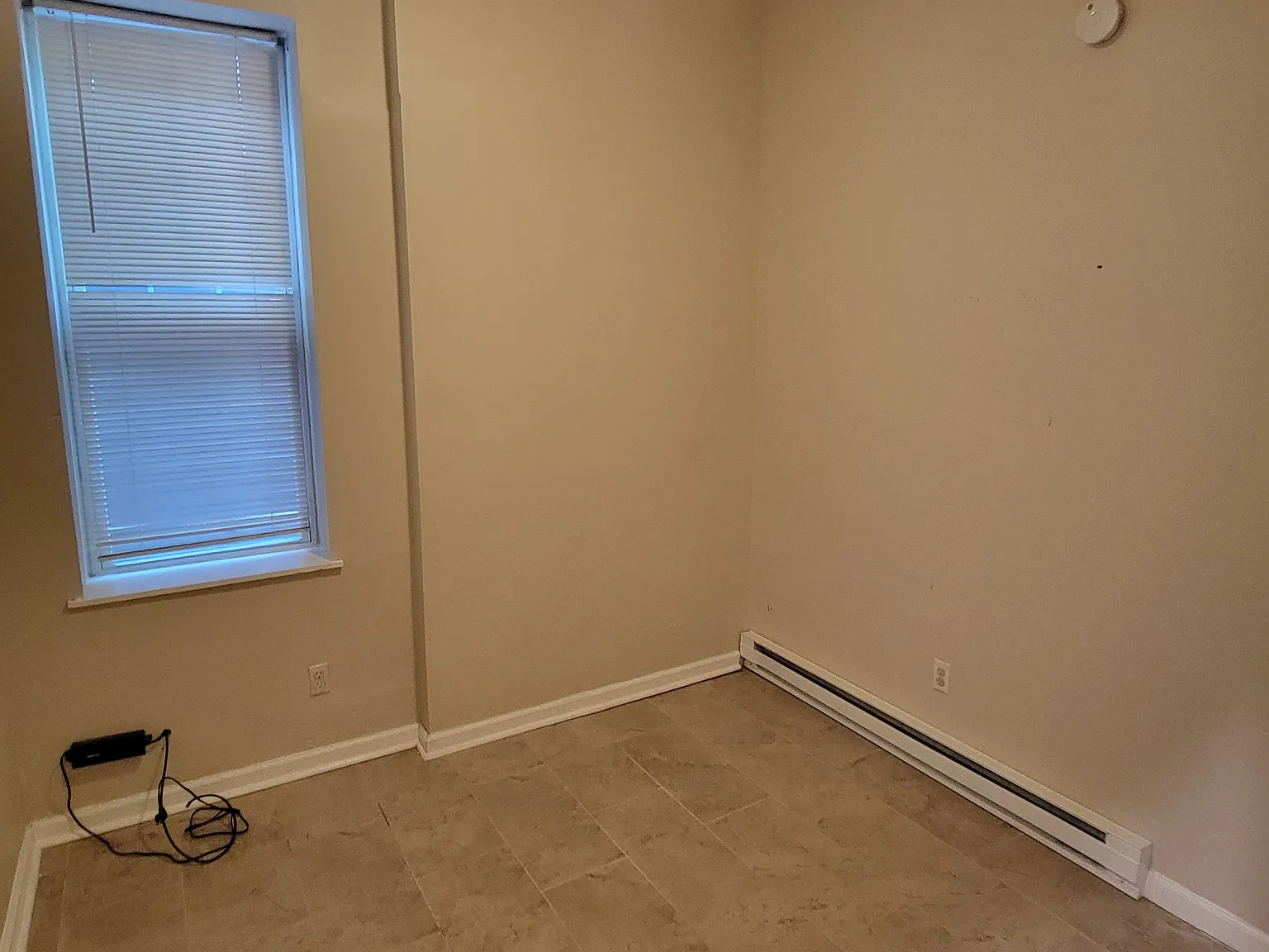 714 Cedar Ave. and 715 Moravian Way - 2 — Photo 4