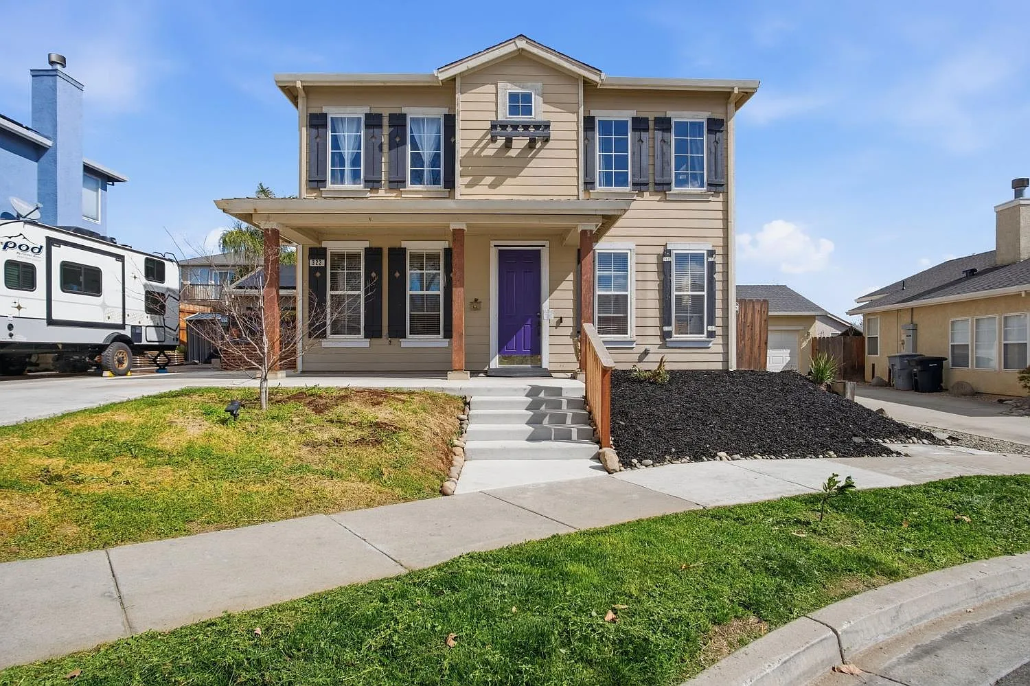 323 Nutcrest Ct photo 1