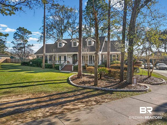 3rd image of 9271 Hamilton Creek Dr