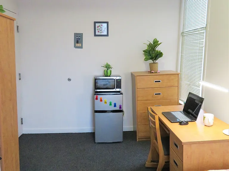 222 S Aurora St — Photo 25