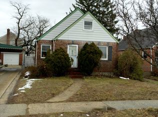 225 St, Laurelton, NY 11413