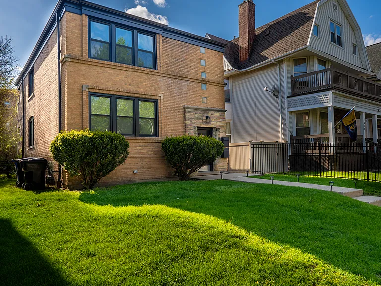 7212 S Euclid Ave #2 — Photo 3