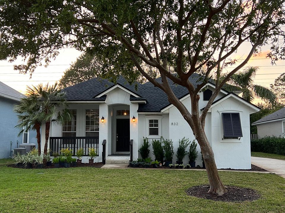 Exterior freshly painted and brand new roof