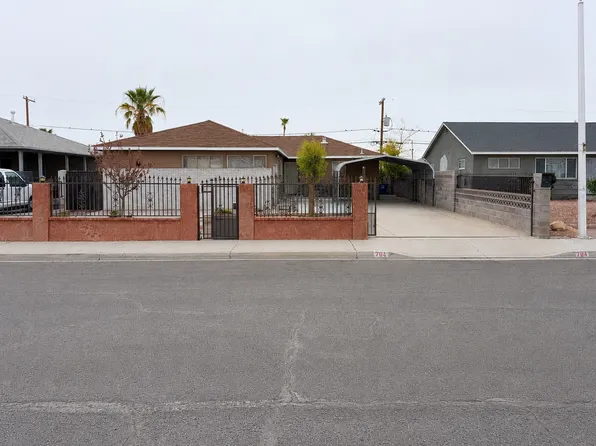 704 Easy St, Las Vegas, NV 89107
