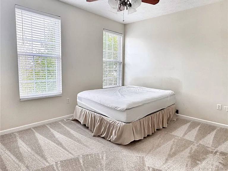 203 Sonie Dr — Photo 11