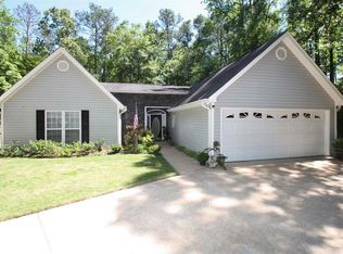 39 Village Pointe Dr, Lagrange, GA 30240