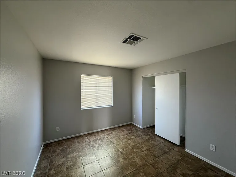 1864 Star Sapphire Ct — Photo 35