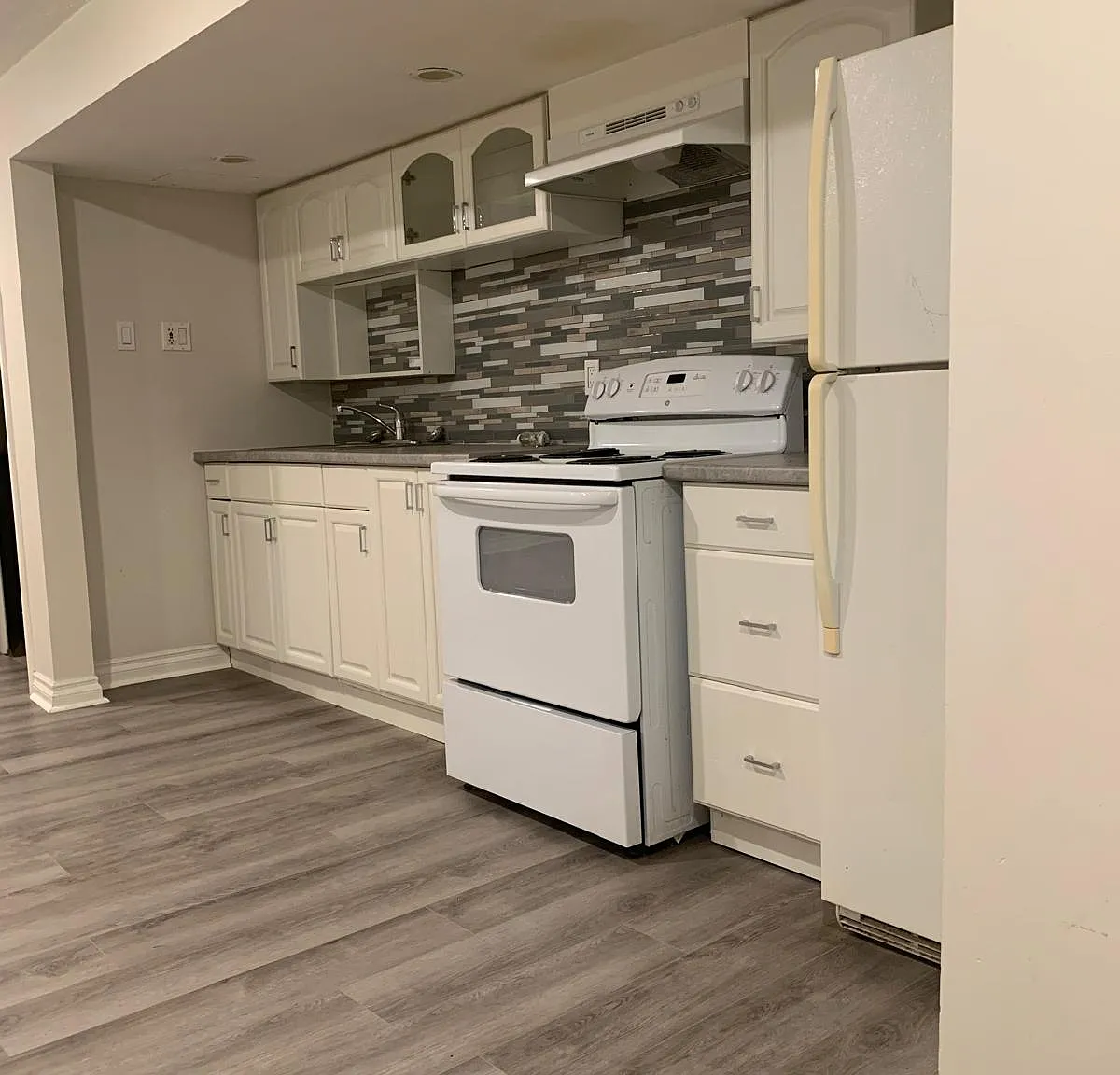 3 bed, 1000 sqft, $1,795 — Photo 4