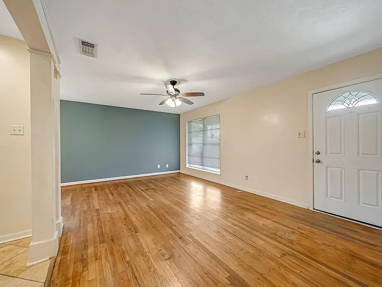 3702 Malone Dr — Photo 23
