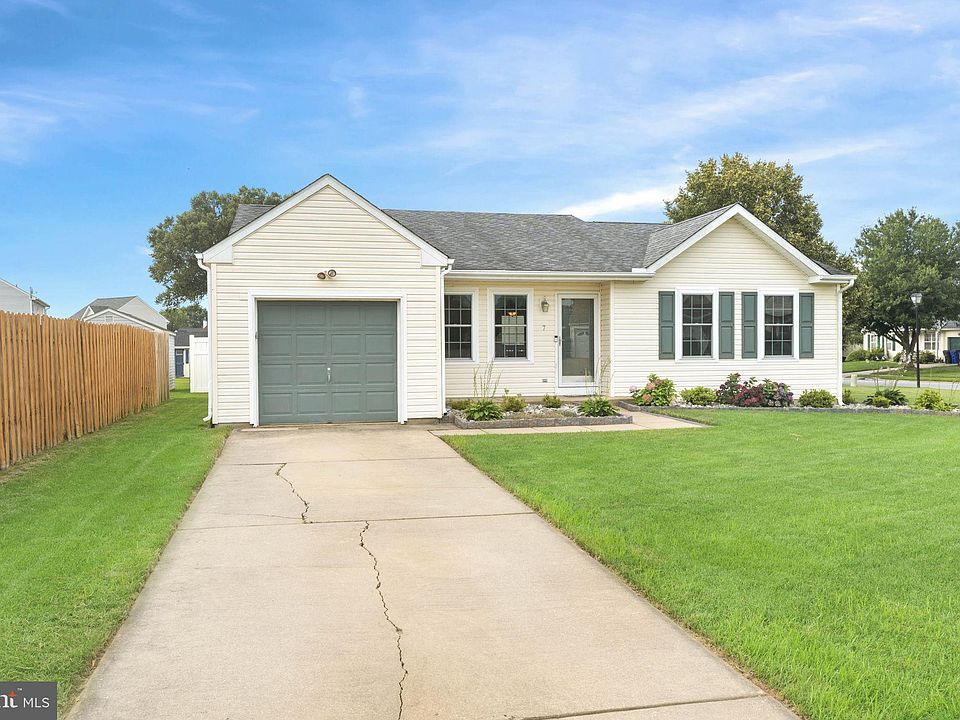 7 Dasher Ave, Bear, DE 19701 Zillow