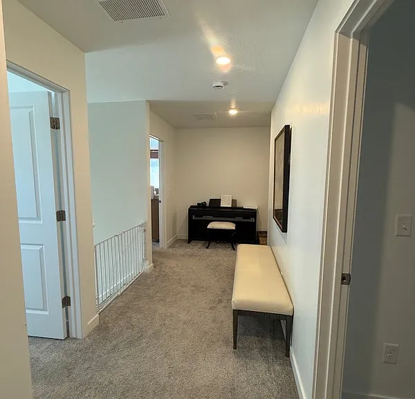 41 E Ferndell St — Photo 20