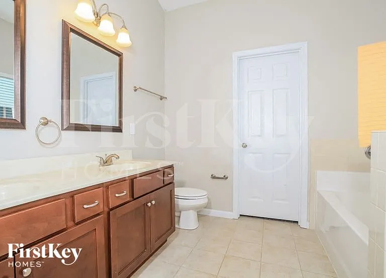 8511 Crozat St — Photo 11