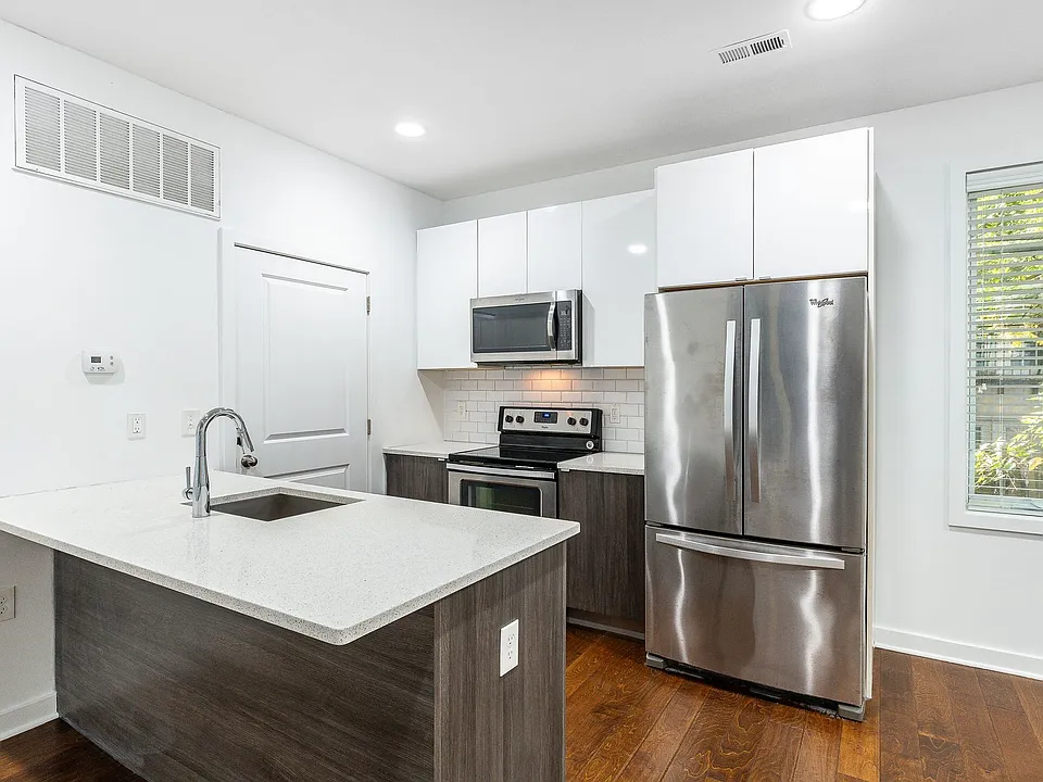 1216 N 5th