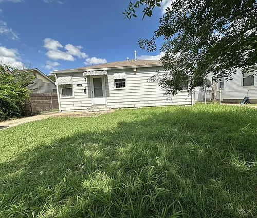 1206 Sandra Dr Photo 1