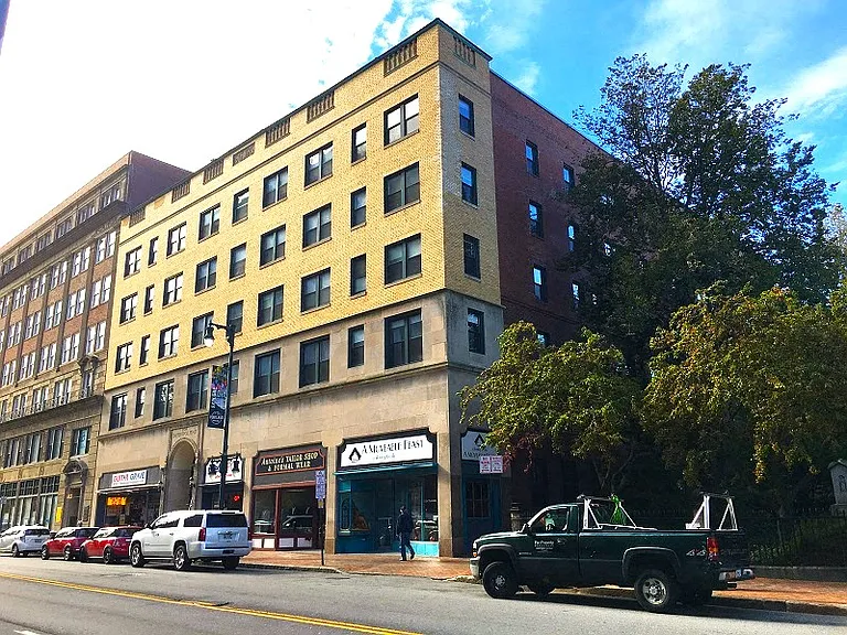 439 Congress Street — Photo 28