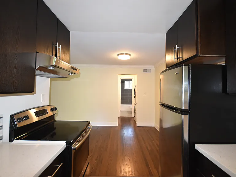 46 Barneson Ave #7 — Photo 6