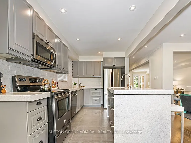 68 Patna Cres — Photo 13